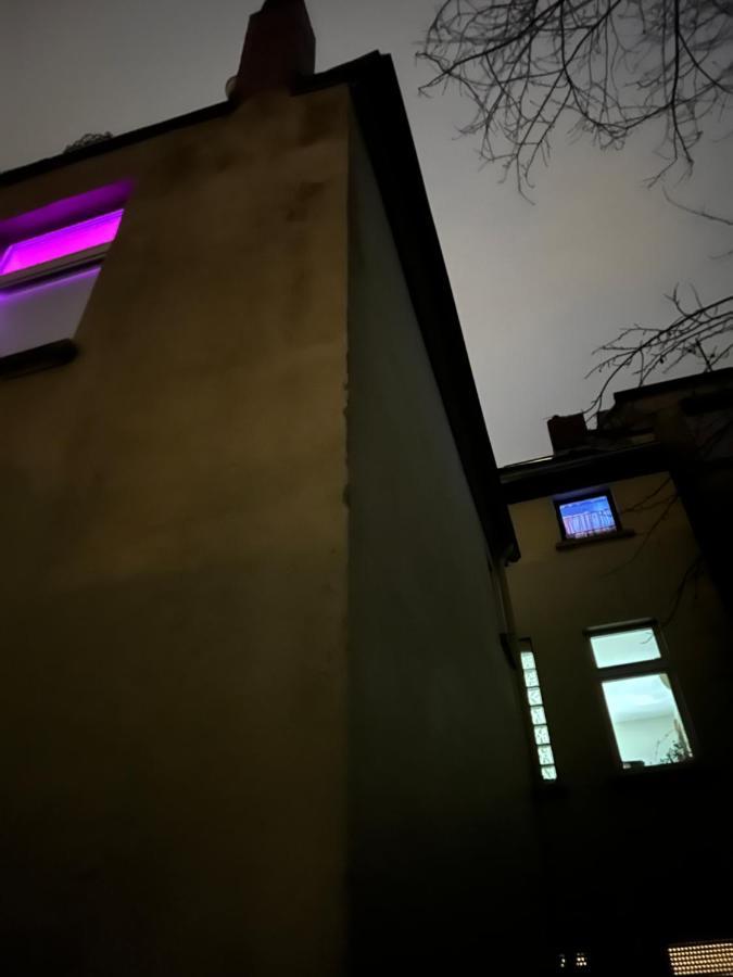 Private Schlafzimmer Mit Wc Dusche Mönchengladbach Eksteriør billede