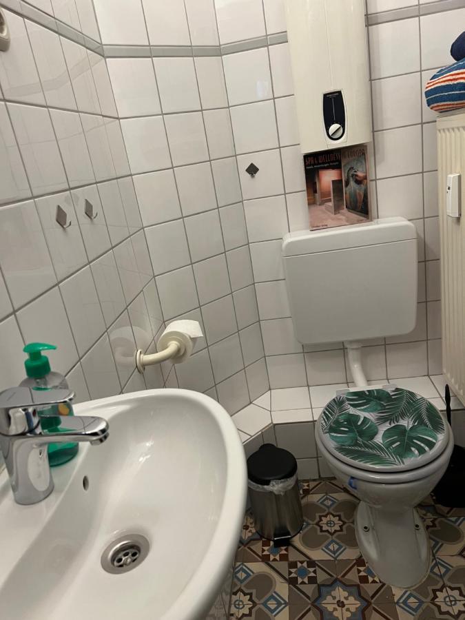 Private Schlafzimmer Mit Wc Dusche Mönchengladbach Eksteriør billede